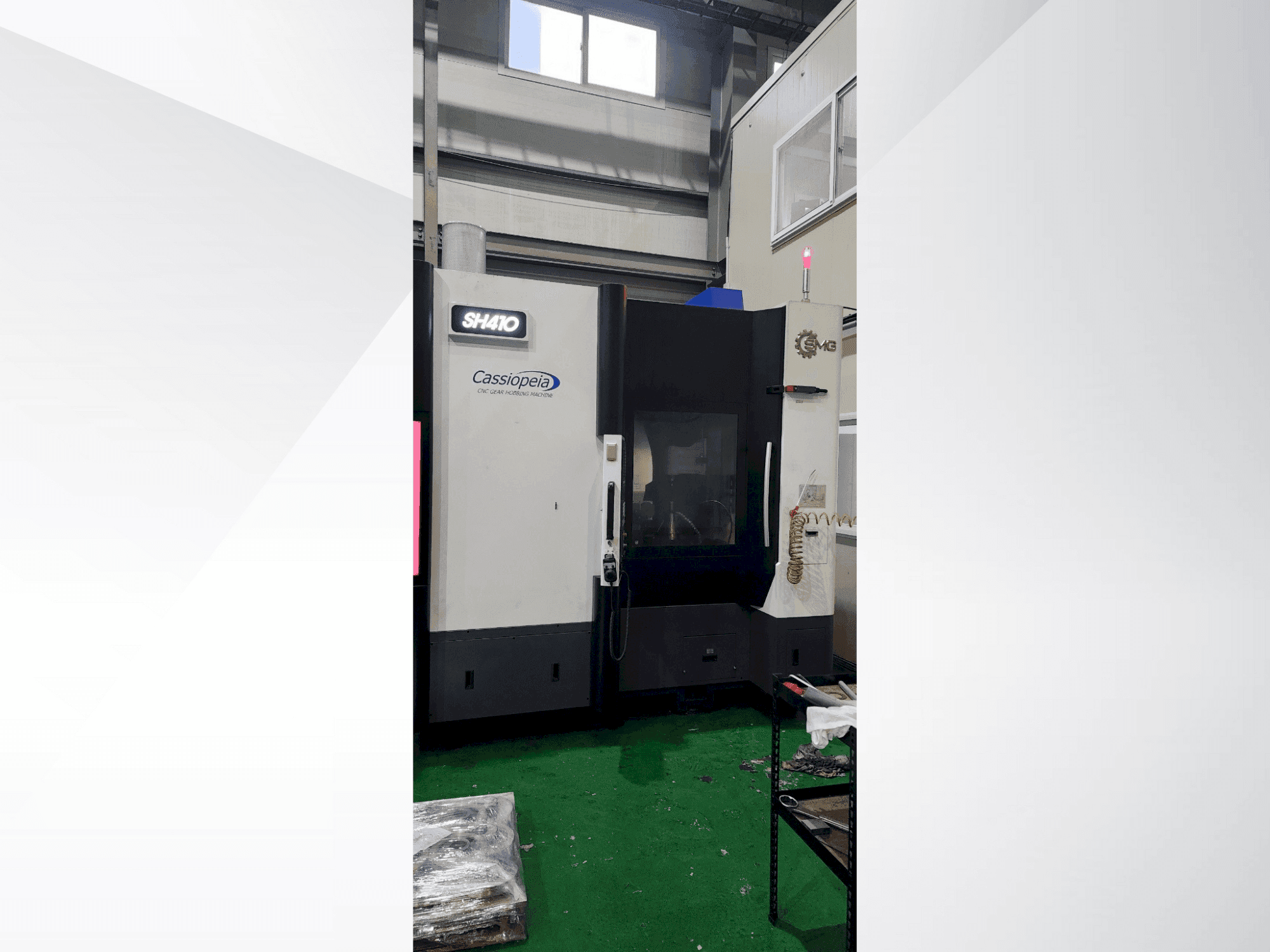 Front view of SMG SH410  machine