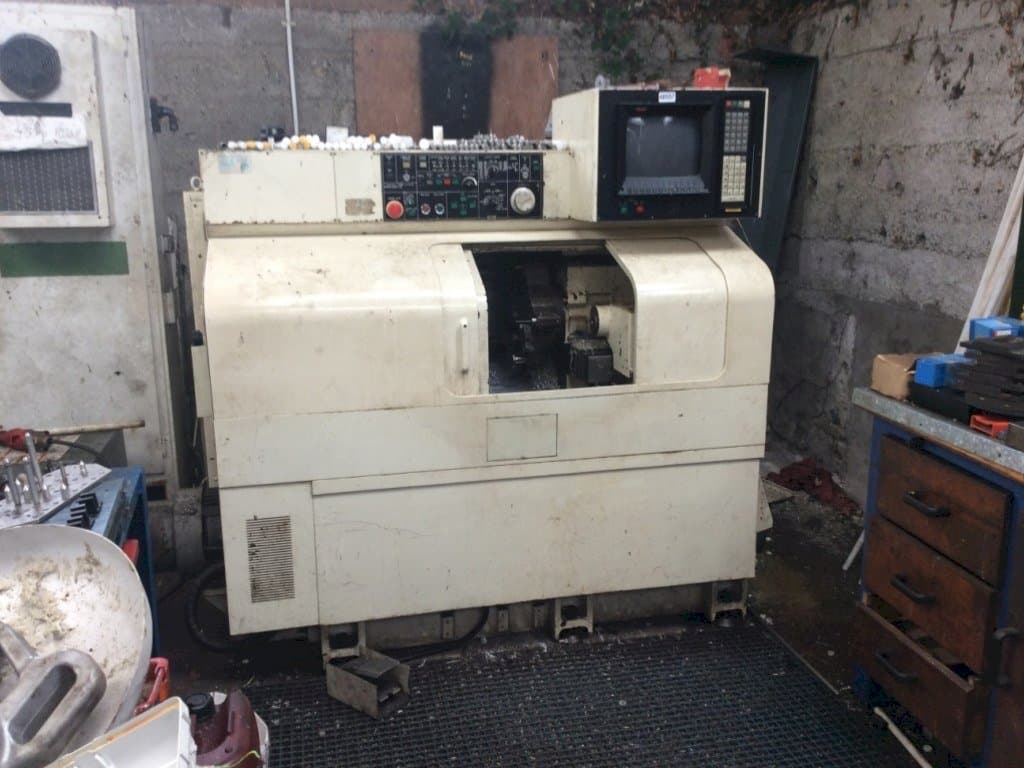 Front view of NAKAMURA-TOME TMC-15  machine