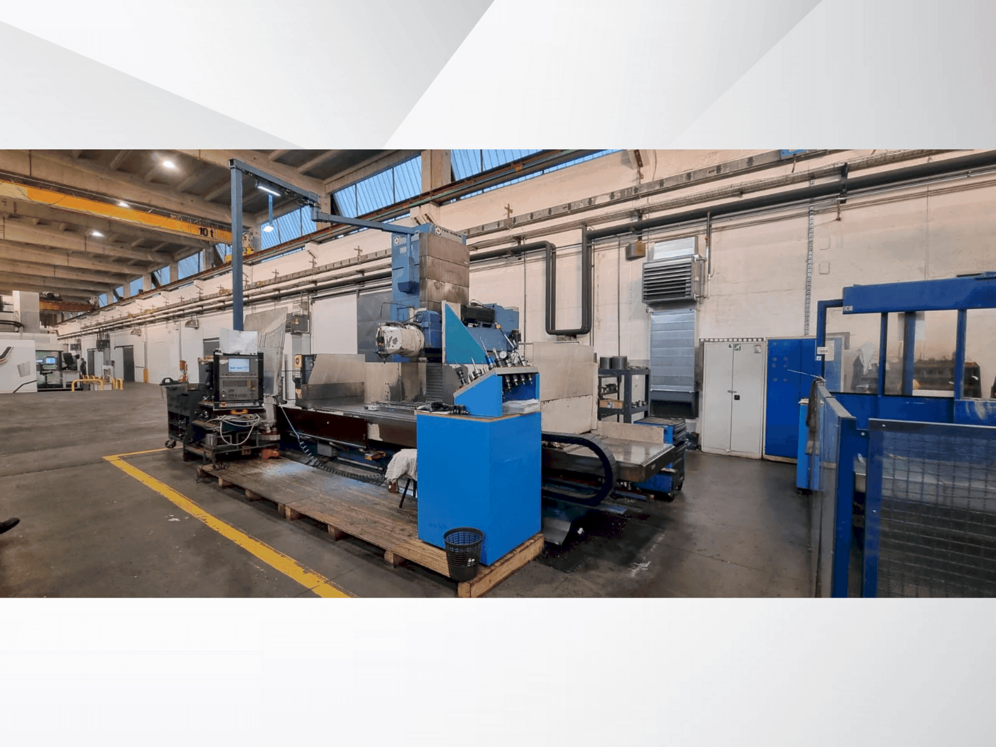 Front view of TOS KUŘIM FS 100 S/A3  machine