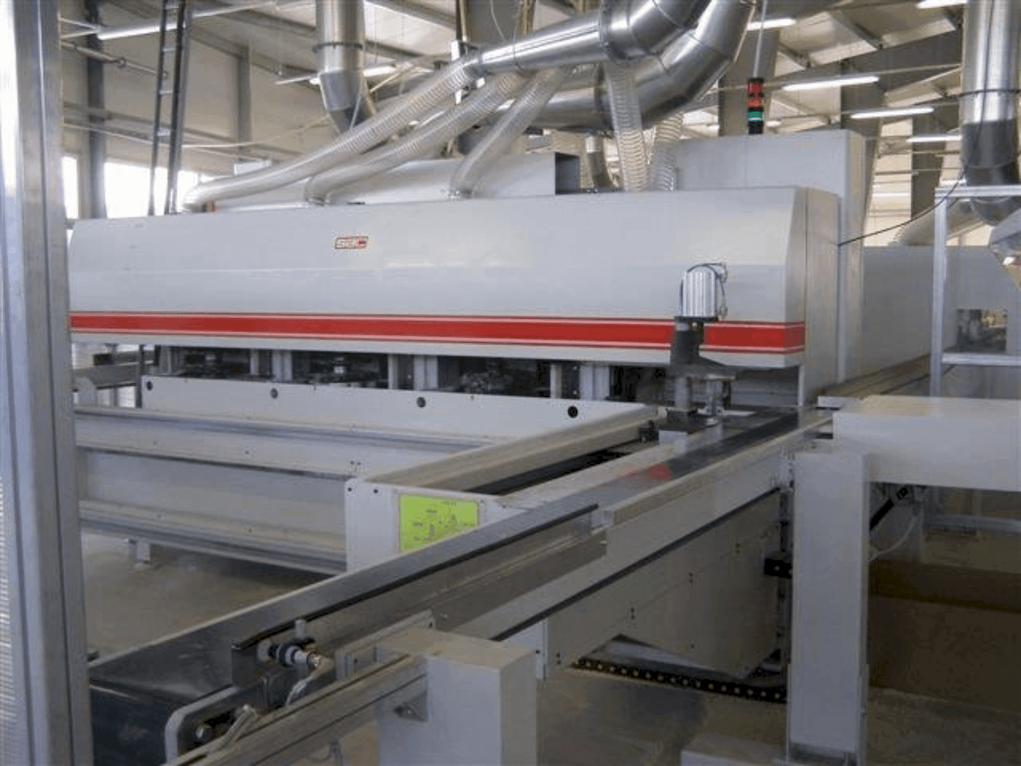 Front view of SAC F300  machine