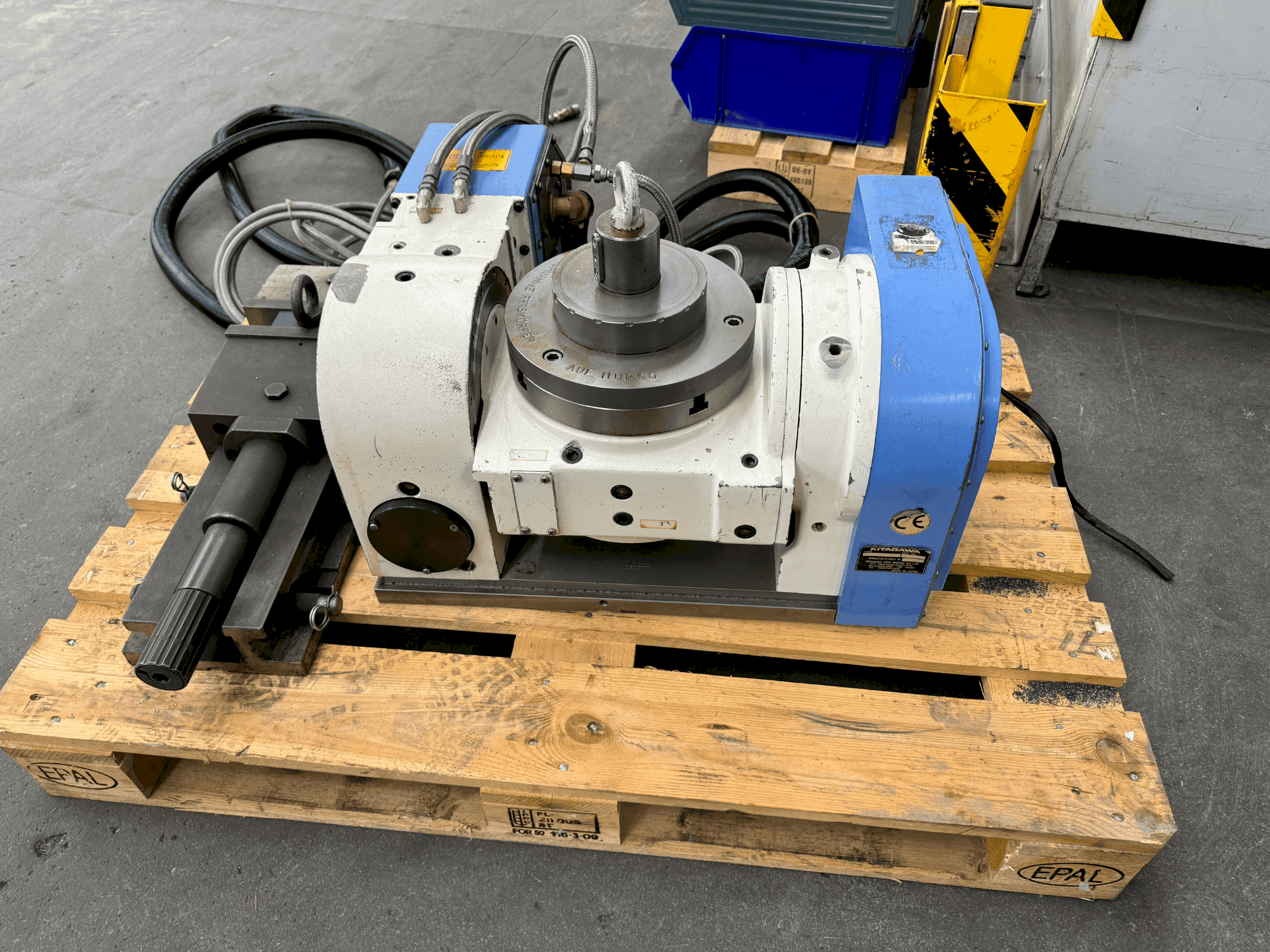 Front view of KITAGAWA TT251 HYY01 - NC ROTARY TABLE (2005)  machine