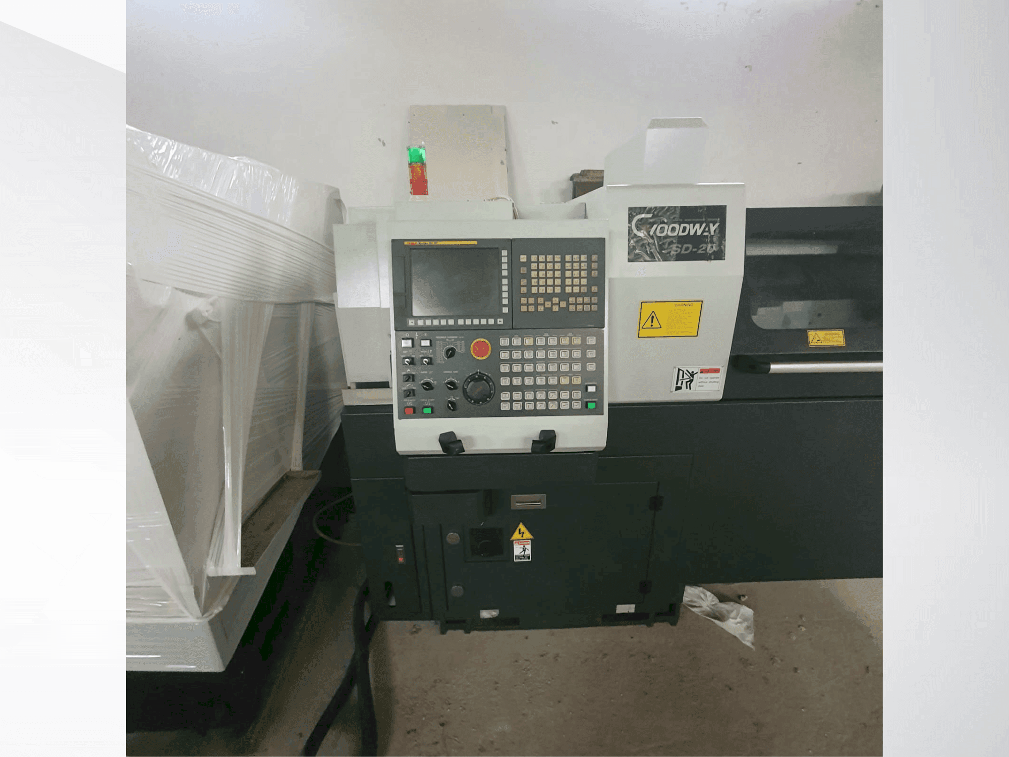 Front view of Goodway SD 20  machine