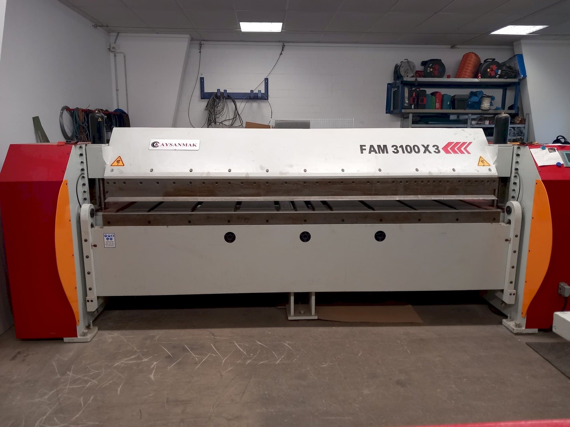 Front view of AYSANMAK FAM 3100 X3  machine