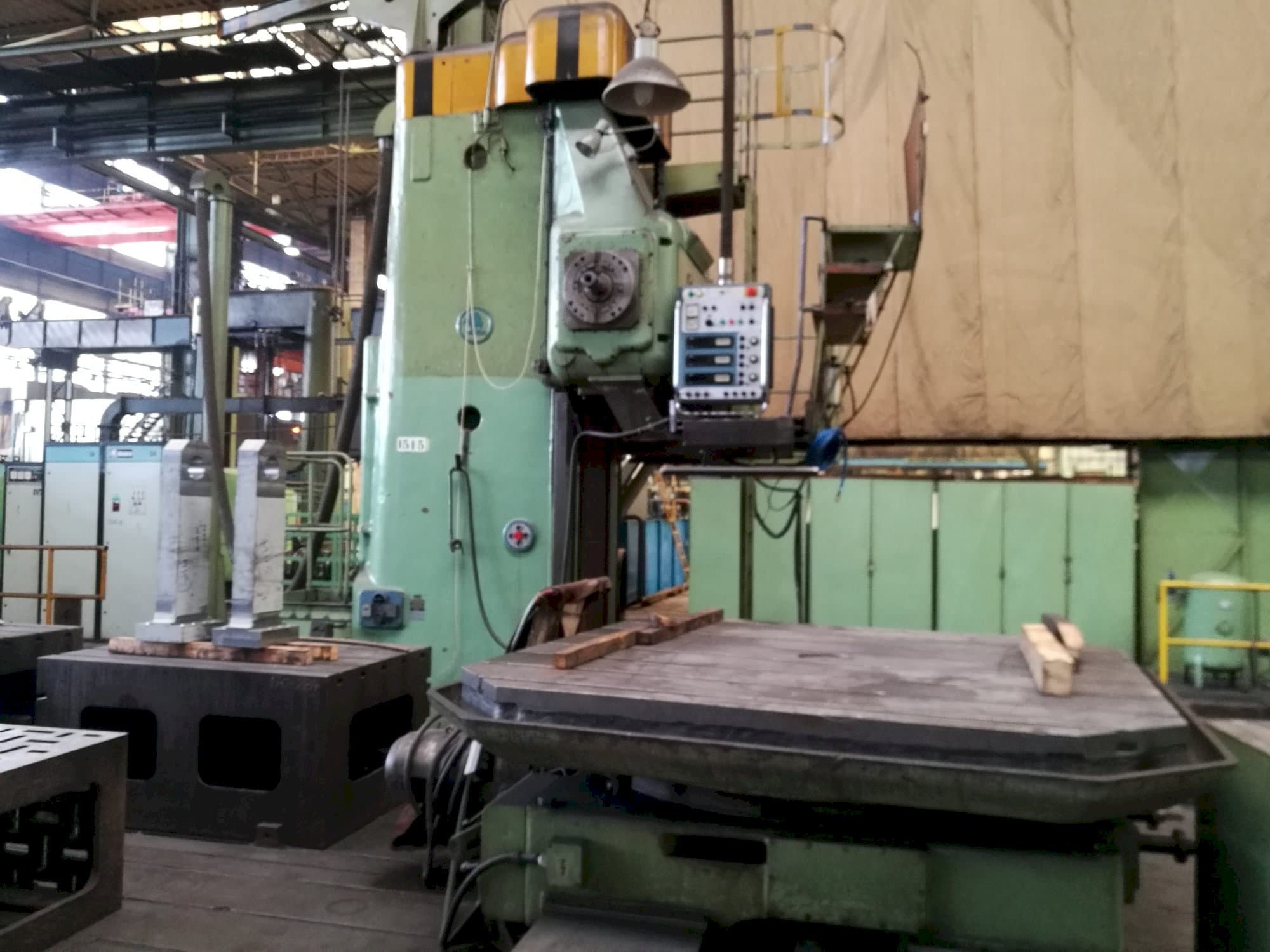 Front view of SKODA WD 160  machine