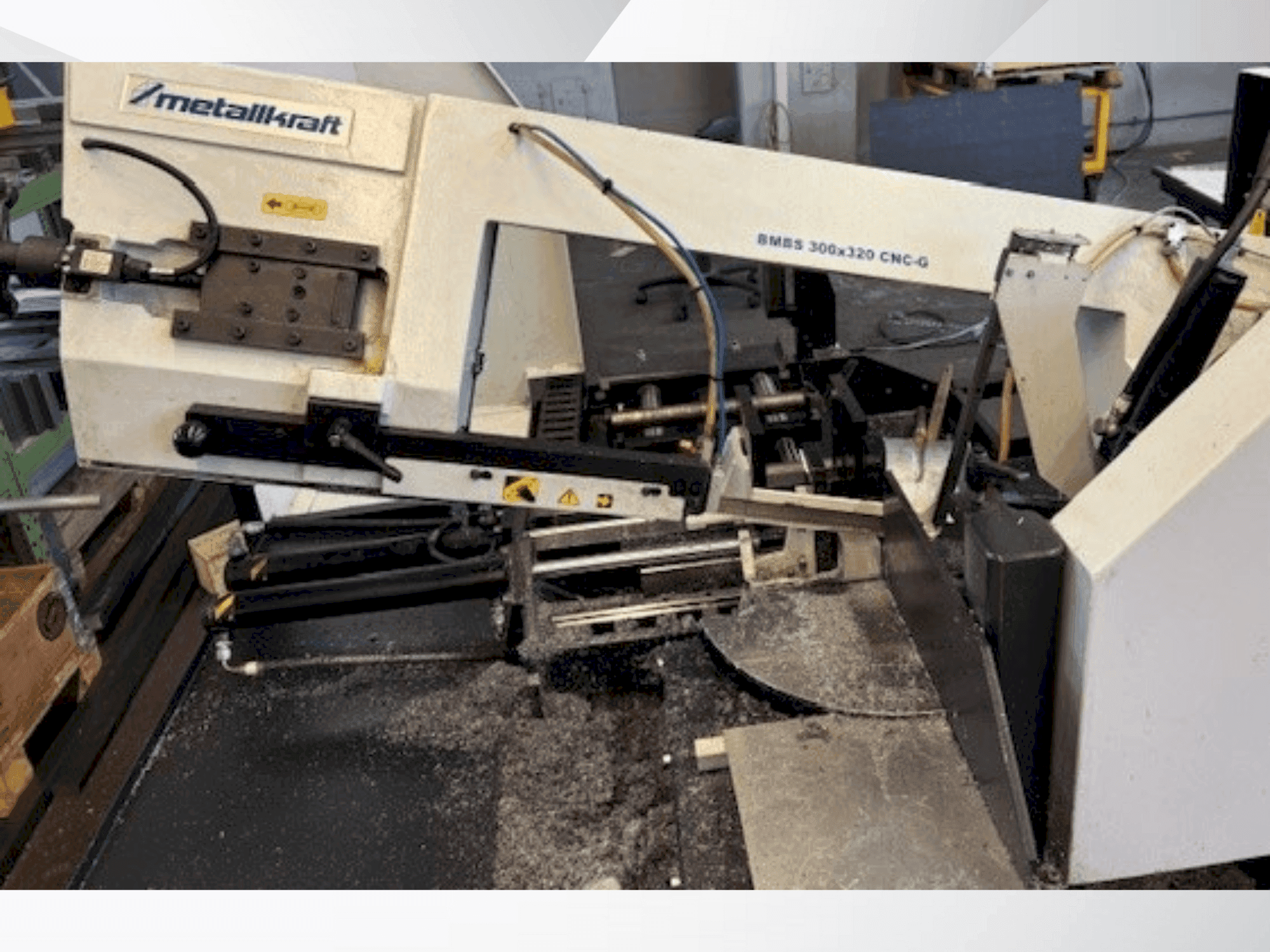 Front view of Metallkraft  BMBS 300X320  machine