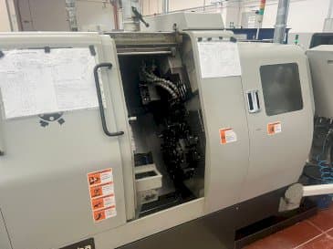 Front view of Hanwha STL 38 H machine