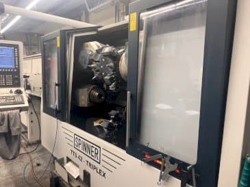 Front view of SPINNER TTS 42 machine