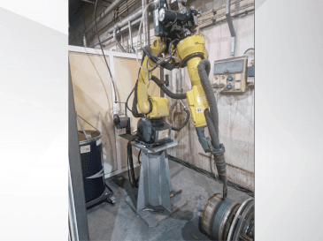 Front view of FANUC ARC Mate 100iC  machine