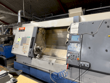 Front view of Mazak Integrex 300-IIY (2002)  machine