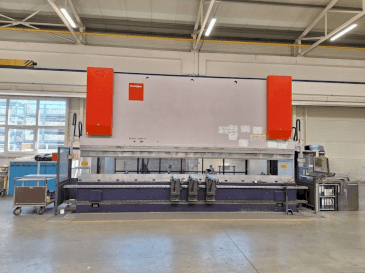 Front view of Bystronic BEYELER XPERT 400 x 6200  machine