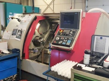 Front view of Gildemeister CTX 400 S2 machine