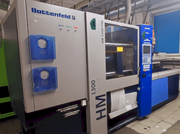Front view of Battenfeld HM 1300/750  machine