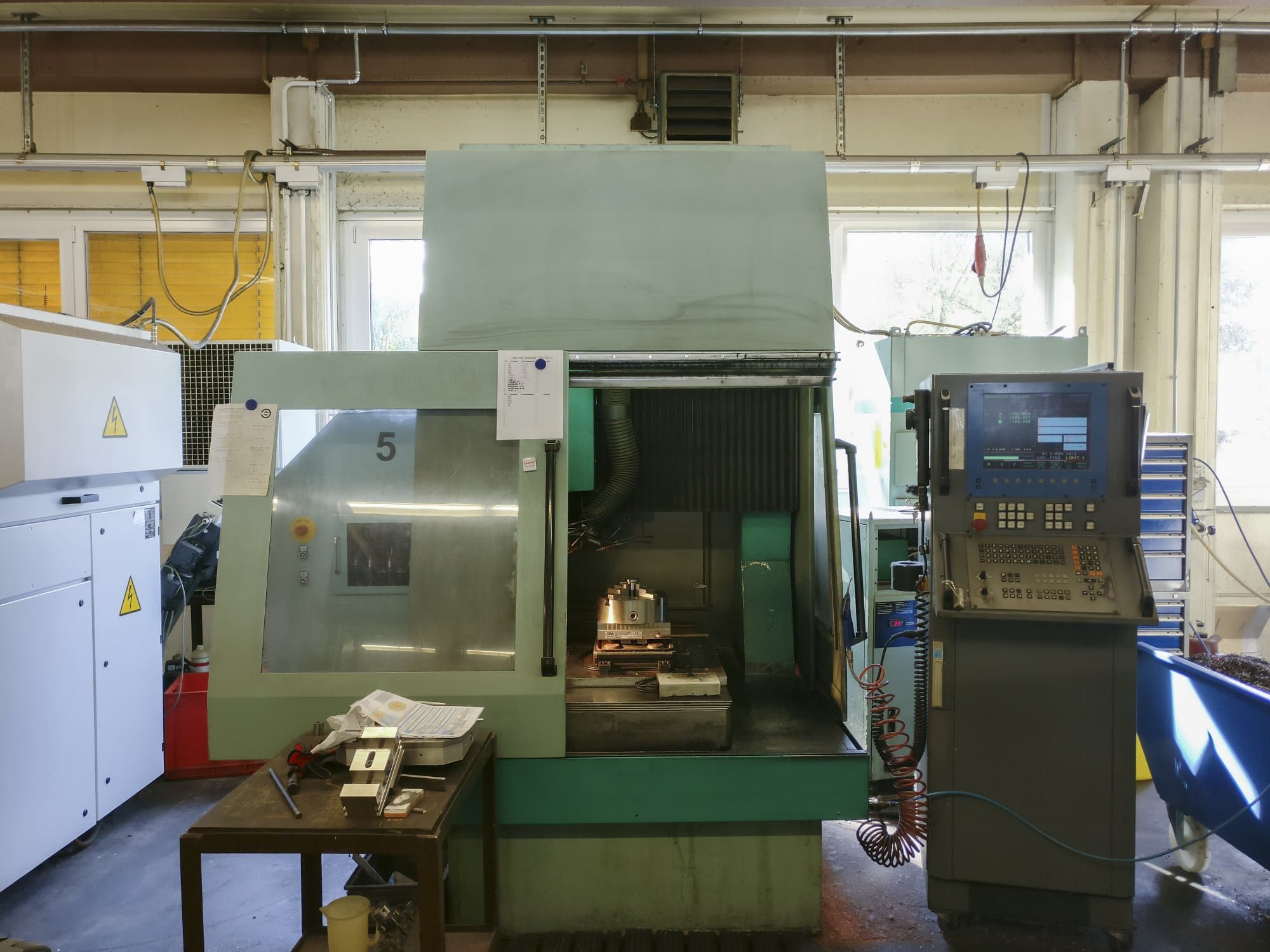 Front view of DIGMA 700 GC machine