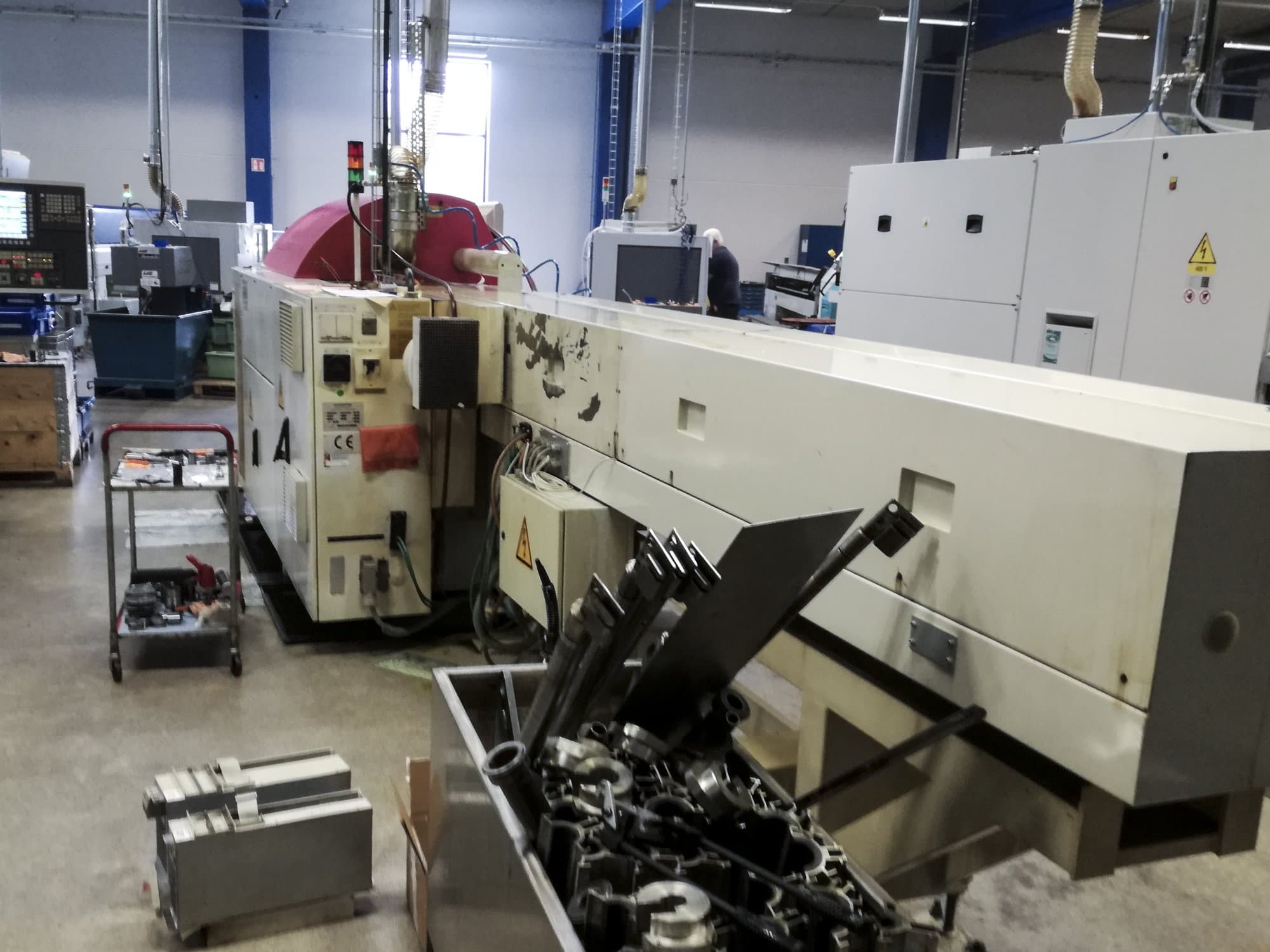 Right view of Gildemeister MF Sprint 65 Machine