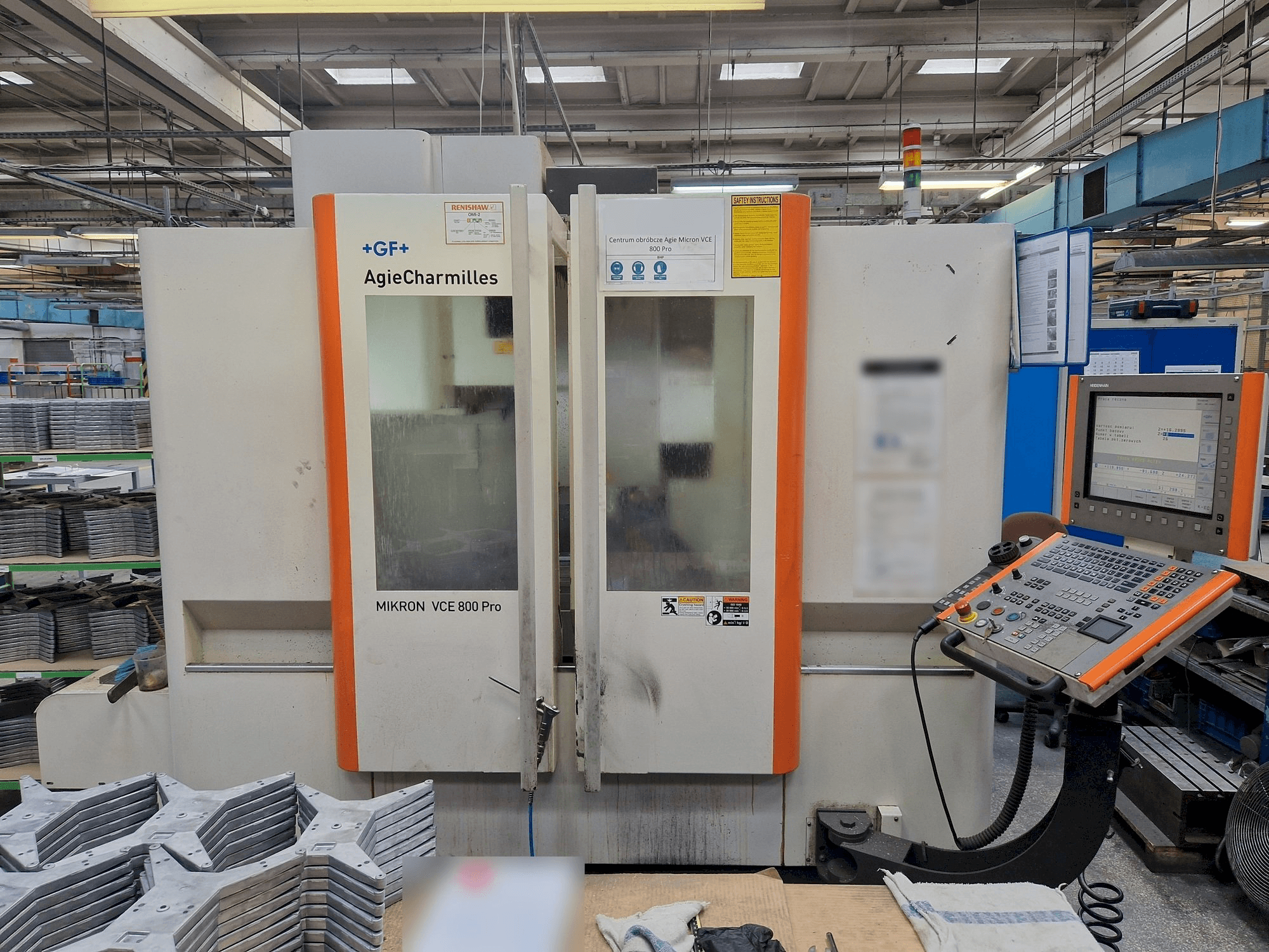 Front view of AgieCharmilles MIKRON VCE 800 PRO machine