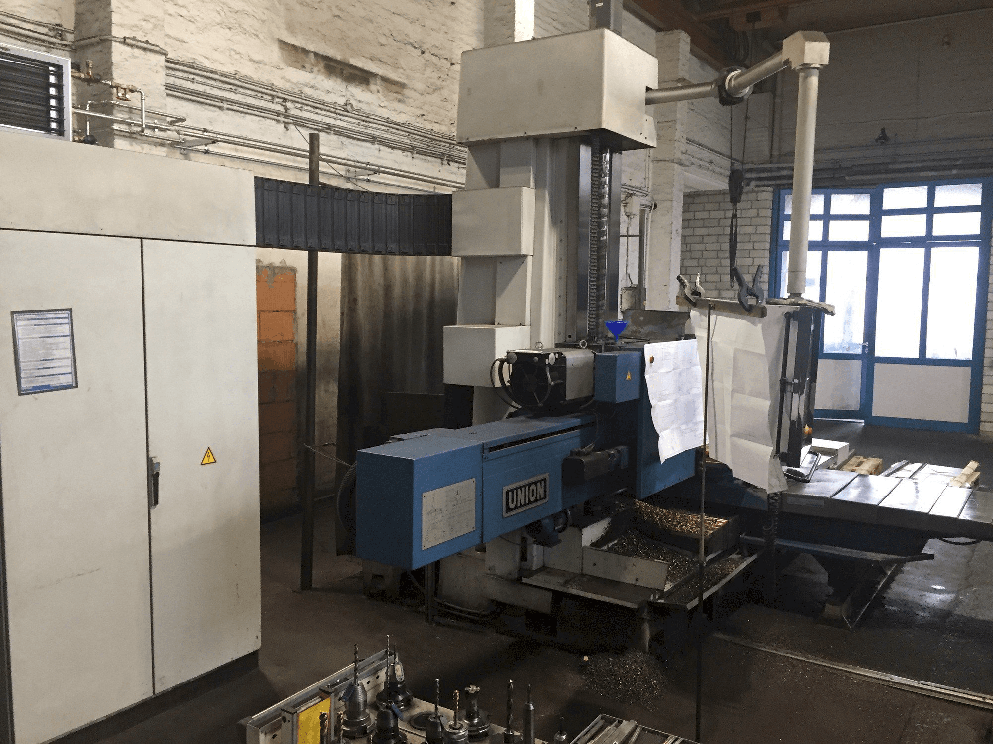 Left side view of Union BFT 102 machine