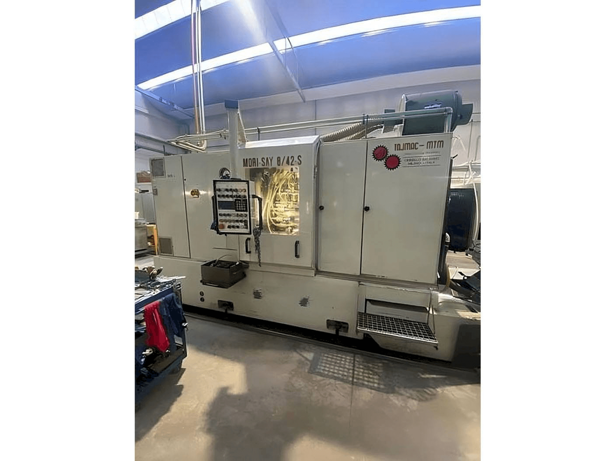 Front view of MORI SAY 8/42-S machine