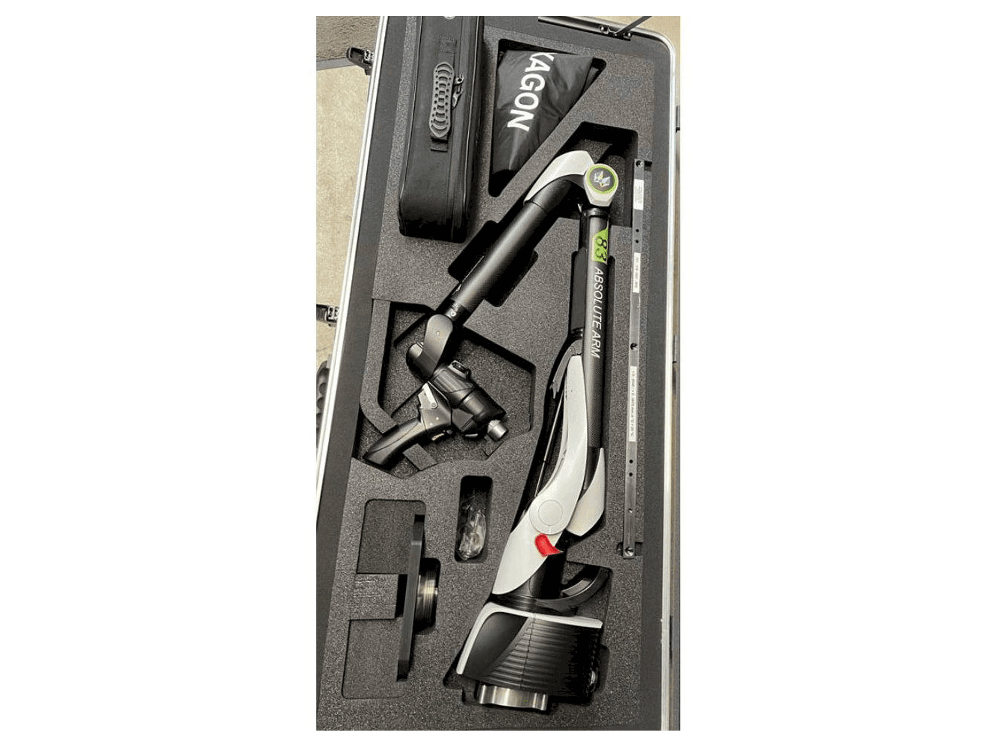 Front view of Hexagon RA8 V1 machine