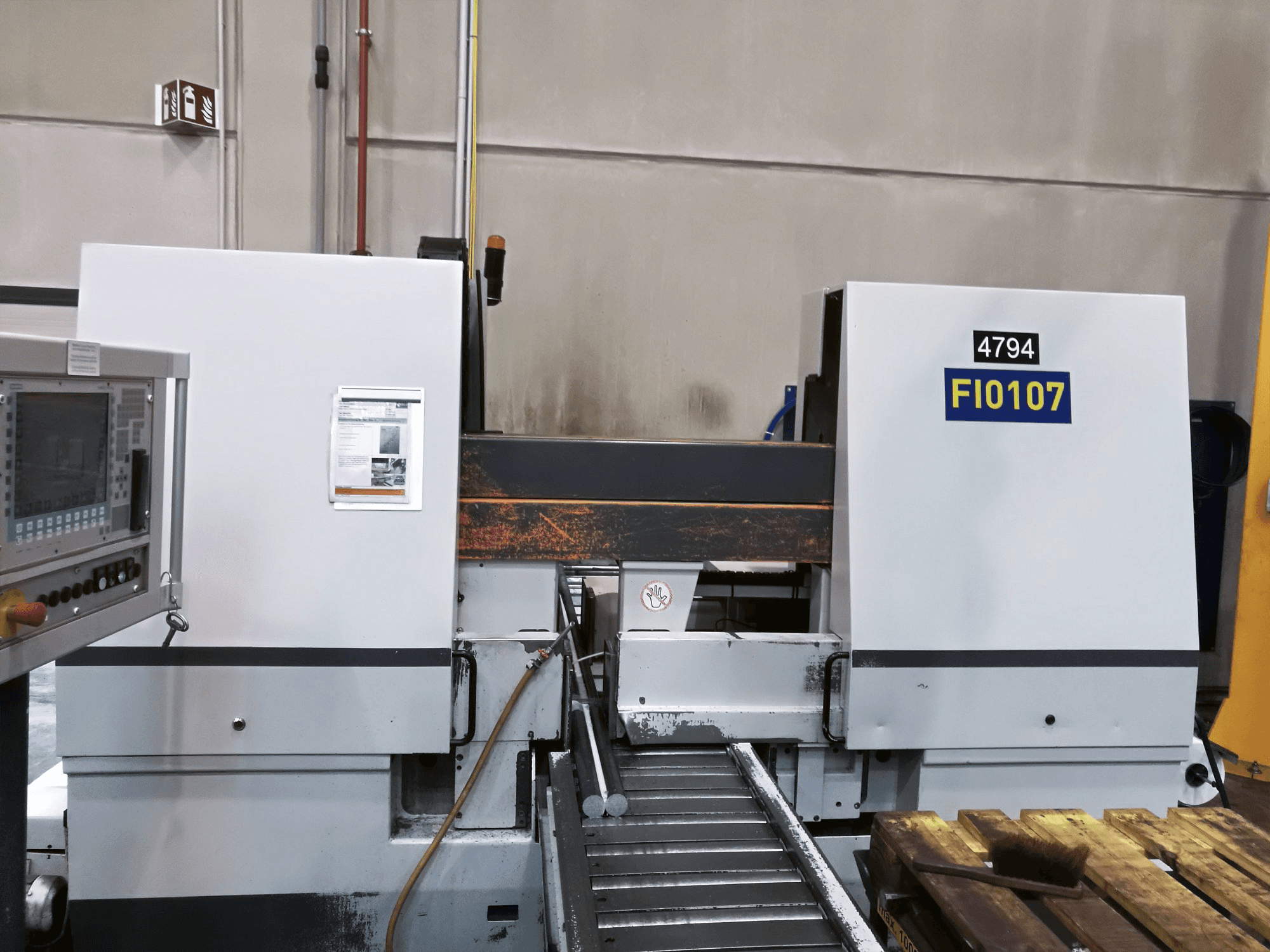 Front view of KASTO KASTOtec A 3 Machine