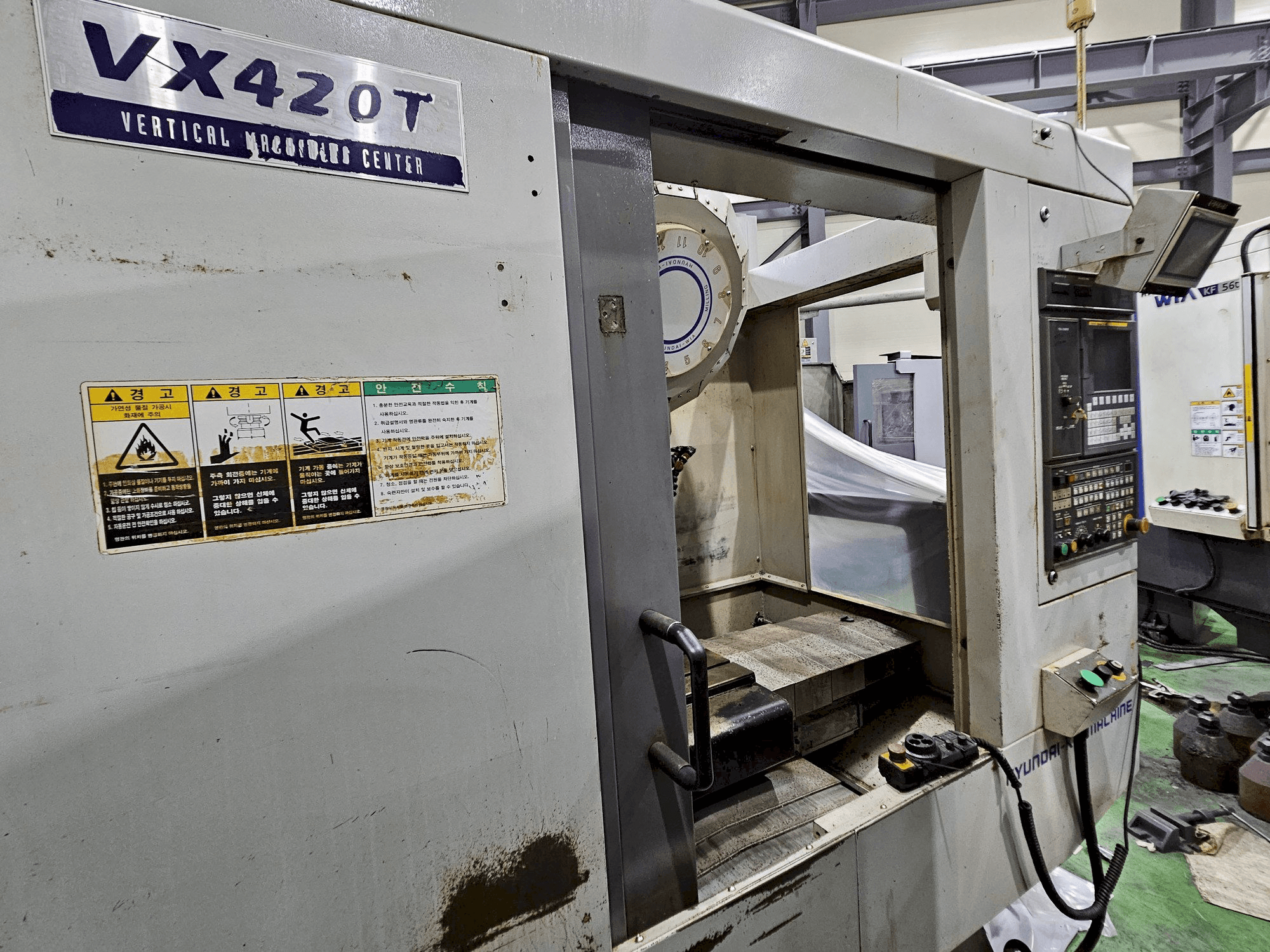 Front view of Hyundai Wia VX420T machine