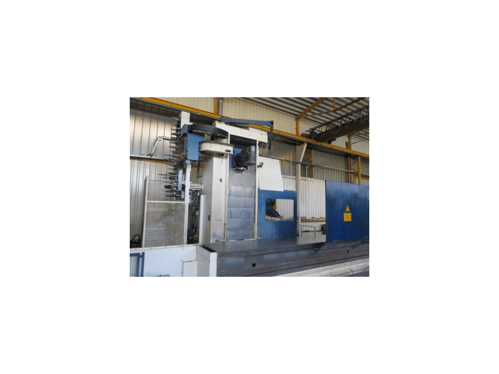 Front view of Correa L 30/84 machine