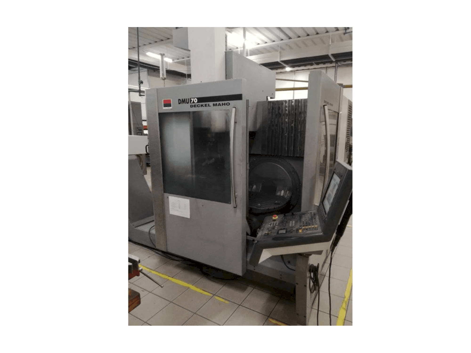 Front view of DECKEL MAHO DMU 70 machine